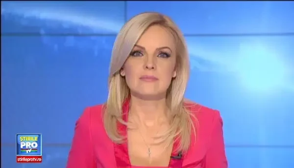 Povestea voluntarilor din Cluj care isi sacrifica propriile familii pentru a le face viata mai frumoasa unor copii sarmani