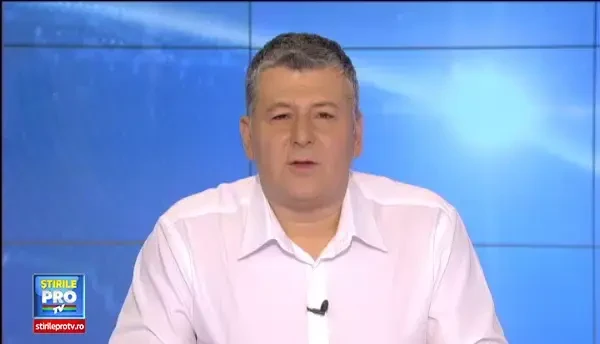 Ce cadou a primit directorul Apa Prod Deva de Mos Nicolae, de la locuitorii furiosi: Sa vada si el cum e