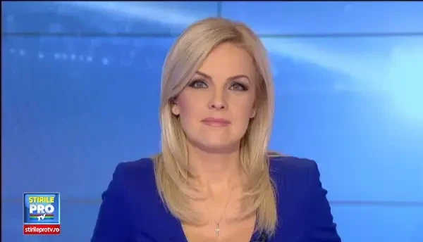 VINE CRACIUNUL: Au mai ramas 18 de zile. Cadouri pentru copiii din Cluj cu deficiente de auz, de la Mos Craciuni pe bicicleta