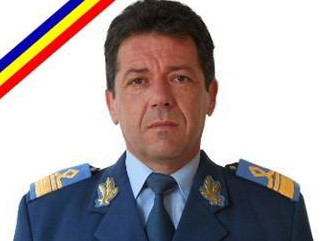 Ultimul onor pentru capitanul comandor Gabriel Titiana. Ceremonia impresionanta care a avut loc la Baza Militara Aeriana 90