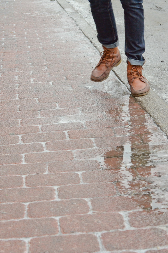 Un barbat din Barlad a ajuns in coma la spital, dupa ce a alunecat pe gheata. Medicii nu cred ca va supravietui