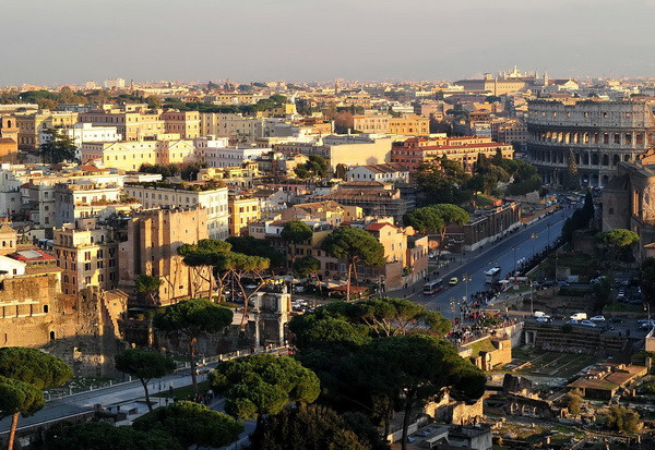 "Italia trebuie sa paraseasca Uniunea Europeana"