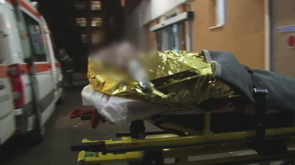 Gest disperat al unui barbat din Botosani. Suparat ca nevasta nu-l vrea inapoi, si-a dat foc in locuinta