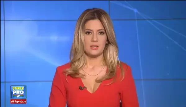 Masini distruse si oameni inspaimantati, blocati in case. Situatie tot mai disperata in Floresti, comuna invadata de sobolani