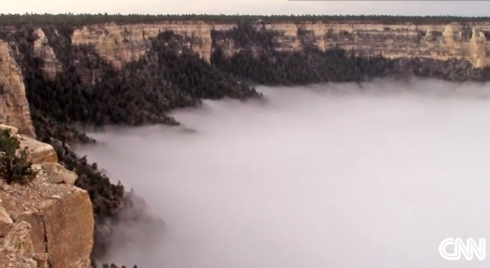 IMAGINI incredibile din Marele Canion. Un fenomen rar, surprins o data la zece ani. VIDEO