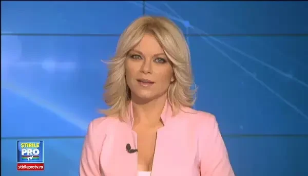 Spectacol inedit la Sibiu. Zeci de extrateresti au