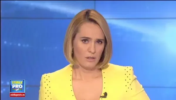 Un conac istoric din Suceava s-a transformat in cenusa. Proprietarii se planga ca pompierii au venit prea tarziu