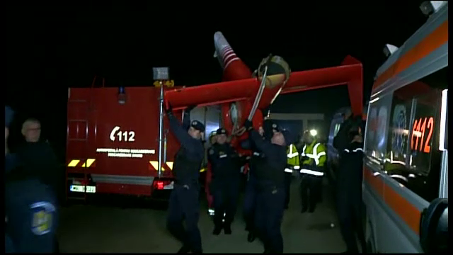Elicopter SMURD prabusit. Toate cele patru persoane de la bord au murit. Cautarile maraton s-au incheiat la 4 dimineata