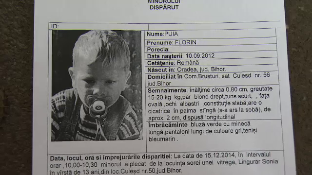 Un baietel de doi ani e cautat de zeci de politisti, jandarmi si localnici. Copilul a fost pierdut luni de sora lui
