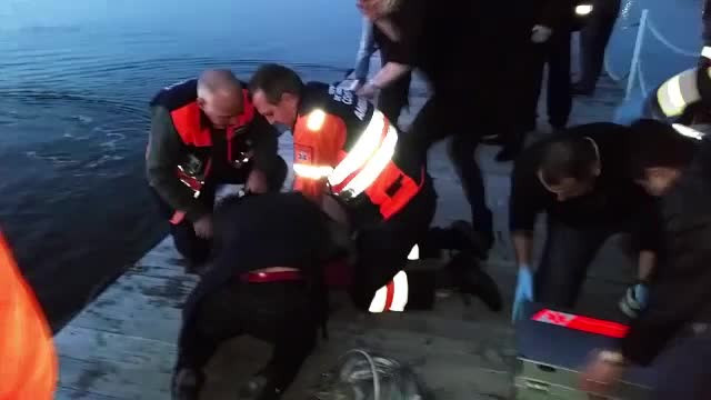 Pescarul care a gasit-o pe doctorita Laura Vizireanu in apa povesteste tragedia: "Cum nu merge motorul? Ne moare in brate!"