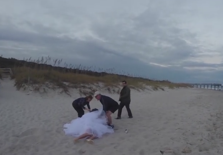 Si-a dorit o sedinta foto de poveste, dar a iesit un dezastru de proportii. Ce a patit o mireasa chiar in ziua nuntii