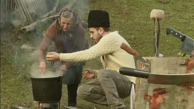 In cautarea traditiei. Incepand de joi, Chef FOA va prezenta, la ProTV, retete vechi de sute de ani