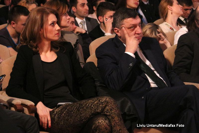 Lupta pentru sefia PNL. Alina Gorghiu si-a anuntat candidatura si este sustinuta de Klaus Iohannis