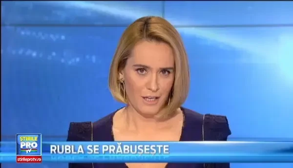 Primul duet realizat de Smiley si Aliona, finalista de la Vocea Romaniei. Cum suna colindul compus de artist