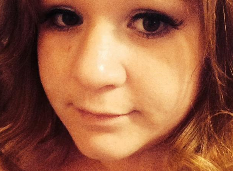 Cum arata tanara care nu a fost lasata sa intre intr-un club pentru ca era "prea grasa"