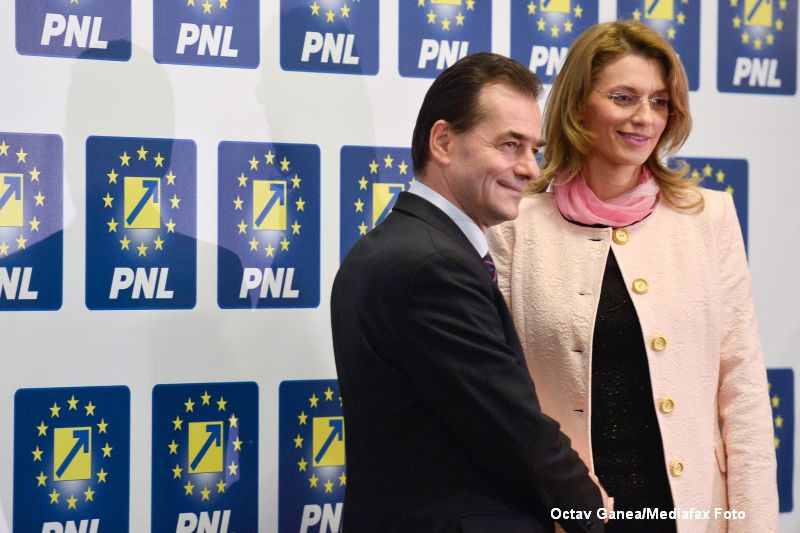 Alina Gorghiu a fost aleasa presedinte al PNL. "Acest partid va fi un partener de incredere al lui Klaus Iohannis"