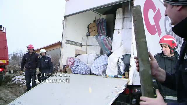 "Ia uite ce avem aici". Captura impresionanta a politistilor ieseni: ce au gasit in acest camion