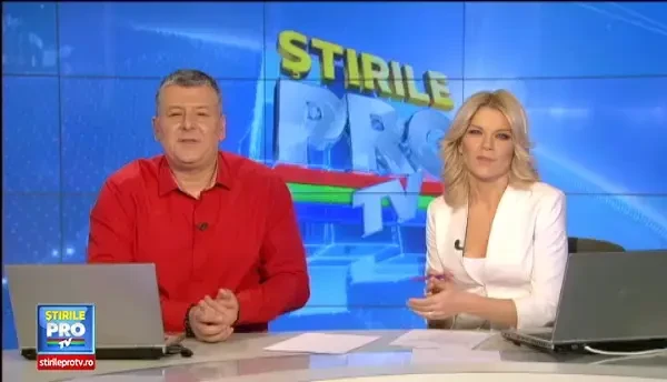 Moment stanjenitor pentru o vedeta din Statele Unite. A ramas cu un dinte in mana, in direct
