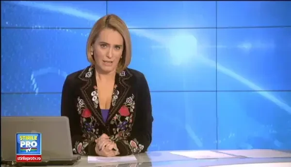 Spiritul Craciunului a atins si internetul. Romanii s-au organizat pe Facebook si au donat jucarii, haine si... porci