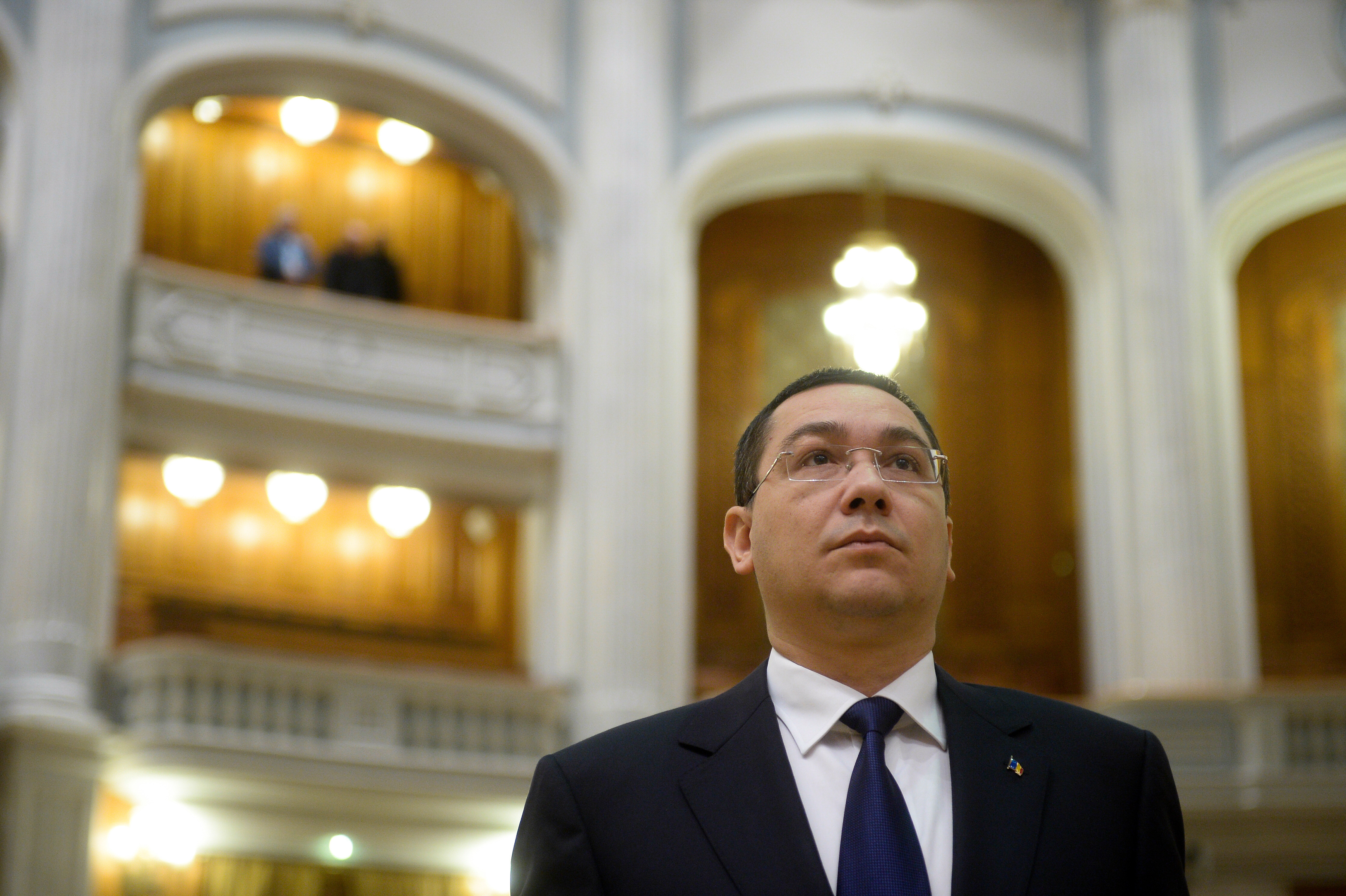 Votul final pe buget, duminica. Ponta: "Evaziunea fiscala sa fie considerata pericol la adresa sigurantei nationale"