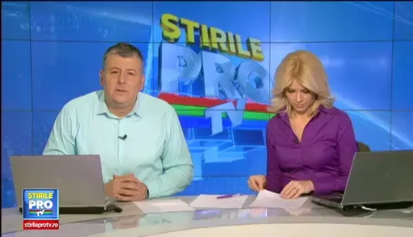 Traian Basescu s-a fotografiat alaturi de Angela Merkel la summitul liderilor europeni si la reuniunea PPE