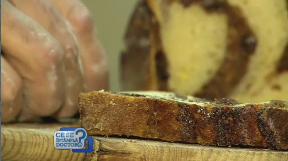 RETETE COZONAC. Cum preparam cozonacul care nu are nevoie de coacere