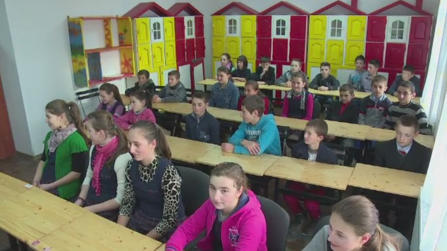 Solutia gasita de un primar din Alba, care a redus abandonul scolar la aproape zero. Un internat construit din fondurile UE