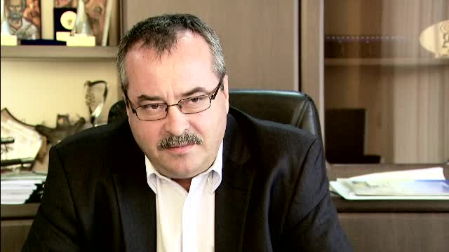 Bacau, judetul unde coruptia se intinde de la catedrala pana la aeroport. "Dvs. ii spuneti spaga, eu ii spun conditionare"