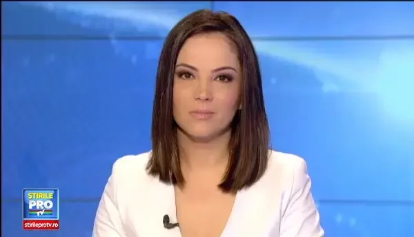 Craciunul arhaic maramuresean, reconstituit la Muzeul Satului din Baia Mare. Karolina ne-a vizitat tocmai din Kenya