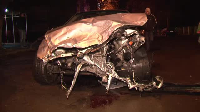 ANIMATIE GRAFICA. Doi copii si bunicii lor au murit intr-un accident produs din cauza unei depasiri riscante