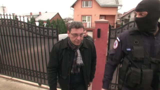 Perchezitii la seful Departamentului de Informatii si Protectie Interna Suceava. Este suspectat de legaturi cu infractorii