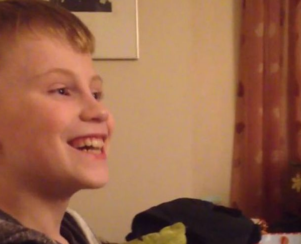 Ce se intampla cand un baietel de 10 ani afla ca va fi frate mai mare. Reactia lui a amuzat mii de oameni si e virala pe net