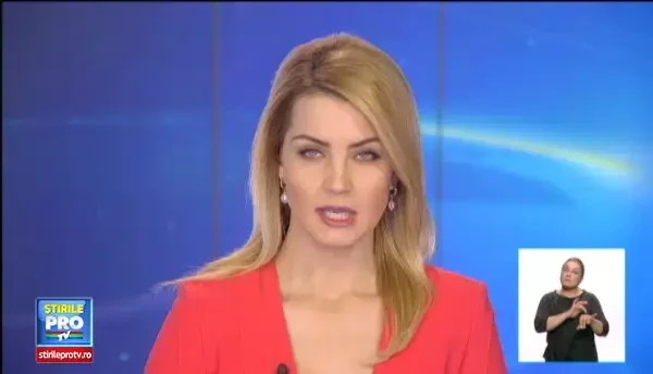 Un copac le-a salvat vietile. Barbatul care s-a aruncat de la etaj, cu copilul de 6 ani in brate, a fost arestat