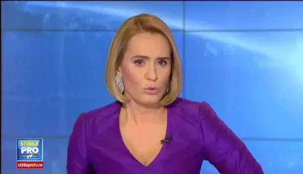 ANIMATIE GRAFICA. Doi copii si bunicii lor au murit intr-un accident produs din cauza unei depasiri riscante