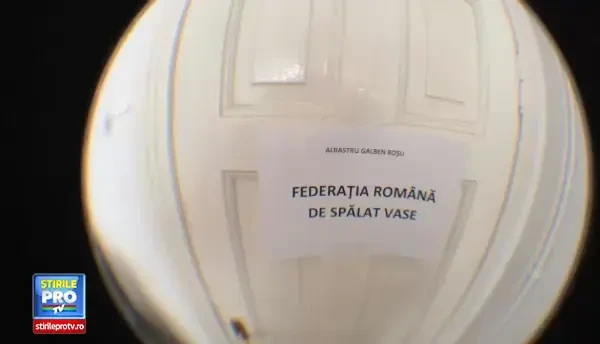 Cristi Florea a acceptat provocarea lui Adi Hadean si va intra in nationala spalatorilor de vase. VIDEO