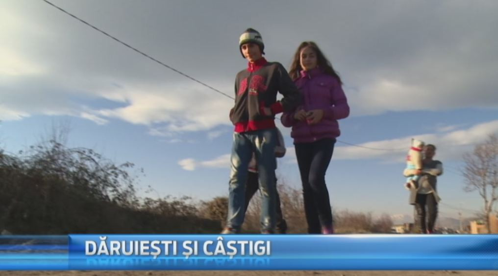 Povestea celor trei copii din Ramnicu Valcea pentru care Craciunul nu exista. Familia isi face sarbatorile din 6 lei