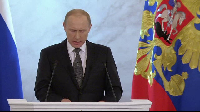 Vladimir Putin cere guvernului sa ia masuri pentru ca vodca sa nu se scumpeasca