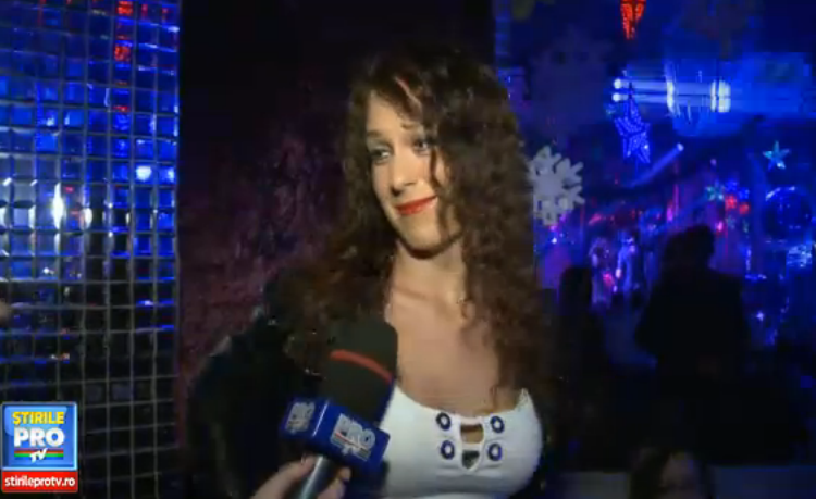 Raspunsul dat de aceasta tanara la intrebarea: "Ce ti-ai fi dorit de la Mos Craciun?"