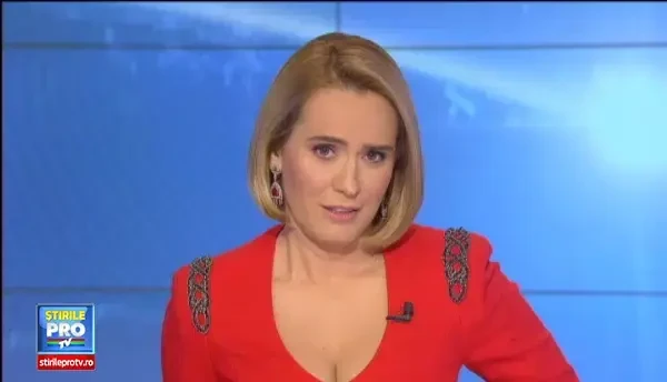 Mi-as mai fi dorit un iubit.. Tinerele care n-au primit ce voiau de la Mos Craciun si-au inecat amarul in cluburi