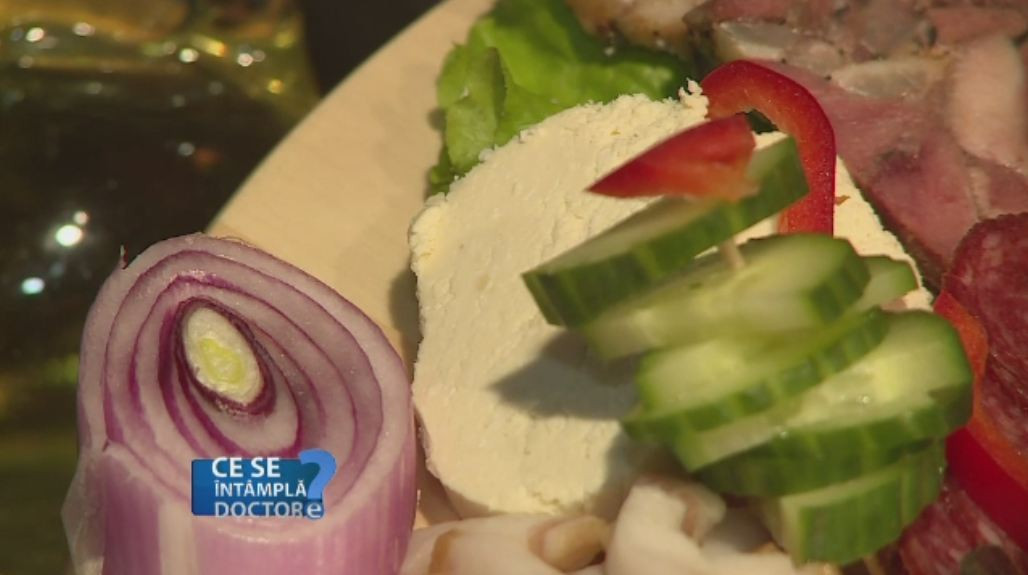 Nu mancati si carne, si branza la aceeasi masa. Rezulta substante cu potential cancerigen inalt