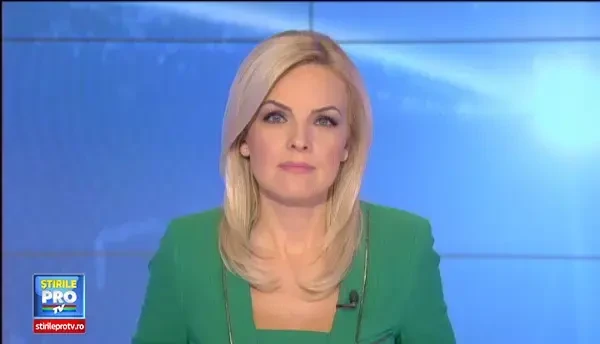 Un bunic tractiune si Balaurul cu 3 capete. Pozele publicate pe Facebook de Traian Basescu si Victor Ponta