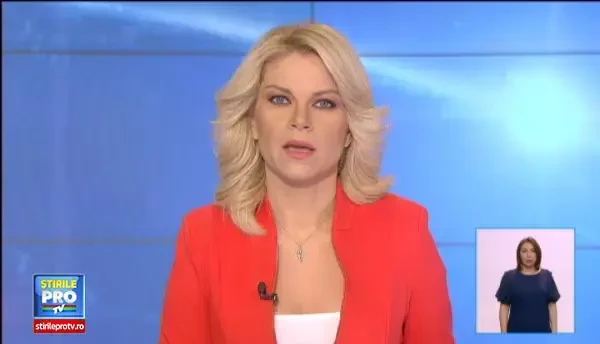 Un tanar de 19 ani a furat o masina si a intrat in geamul unei scoli de soferi. Baiatul nu avea permis si era beat