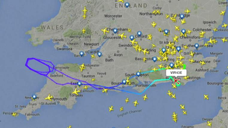 Avionul cu probleme al Virgin Atlantic a aterizat cu bine la Londra. FOTO: Trenul de aterizare stricat al Boeing-ului 747