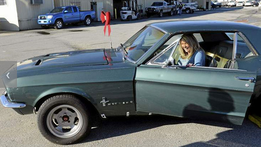 Masina i-a fost furata in urma cu 28 de ani. Ce surpriza a avut femeia de sarbatori