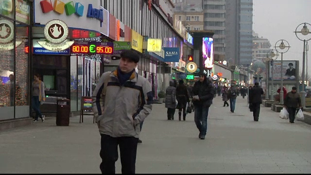 Rusia va intra in recesiune severa si poate sa traga in jos economia mondiala. Previziunile analistilor pentru 2015