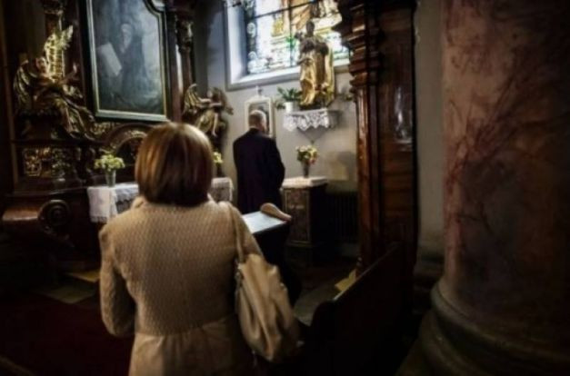 Klaus Iohannis a participat la liturghia de la Catedrala Mitropolitana Ortodoxa din Sibiu. Mesajul presedintelui