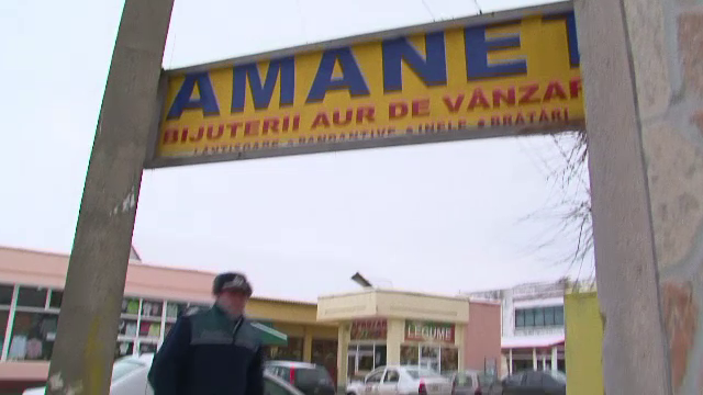 Jaf ca-n filme la o casa de amanet din Orastie. Hotii au furat valuta si bijuterii in valoare de 200.000 de lei