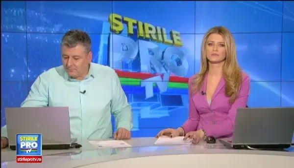 Viata amoroasa a presedintelui francez Hollande, subiect de film. Scenariul va fi bazat pe cartea fostei lui partenere