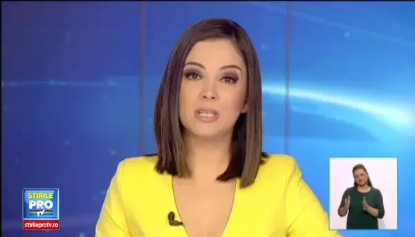 BOBOTEAZA. In Capitala apa a fost sfintita chiar de Patriarhul Daniel. Mii de oameni au stat la coada pentru o sticla