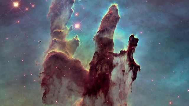 Imaginile fascinante publicate de NASA. Telescopul Hubble a fotografiat pentru a doua oara Stalpii Creatiei